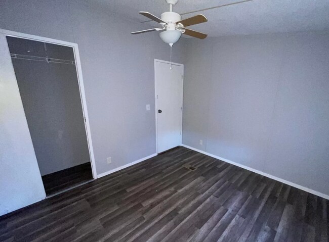 Foto del edificio - 16853 W Lynbrook