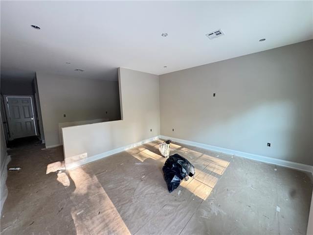 Building Photo - 500 Haney Ln