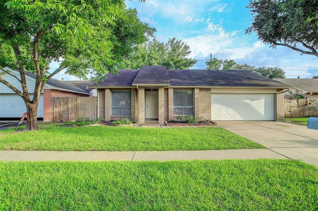 Foto principal - 20215 Telegraph Square Ln