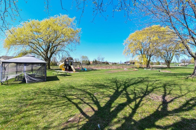 Building Photo - W151S6979 Cornell Cir