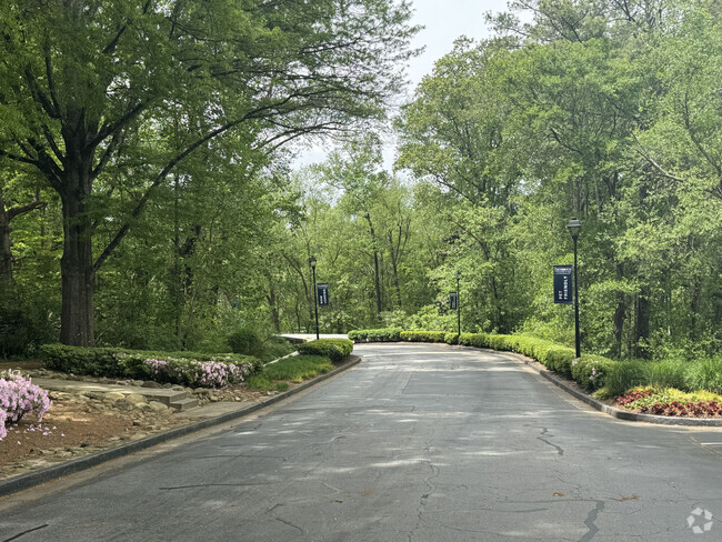 Building Photo - Crossing at Holcomb Bridge