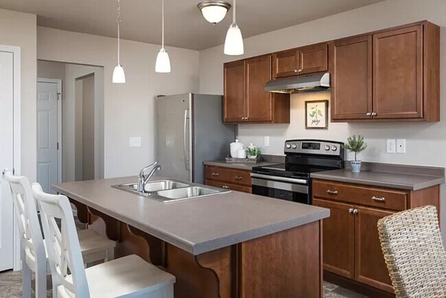 Foto del edificio - BEST PRICED NEWER HOME IN THE AREA!