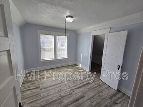 Building Photo - 2509 N Buffum St