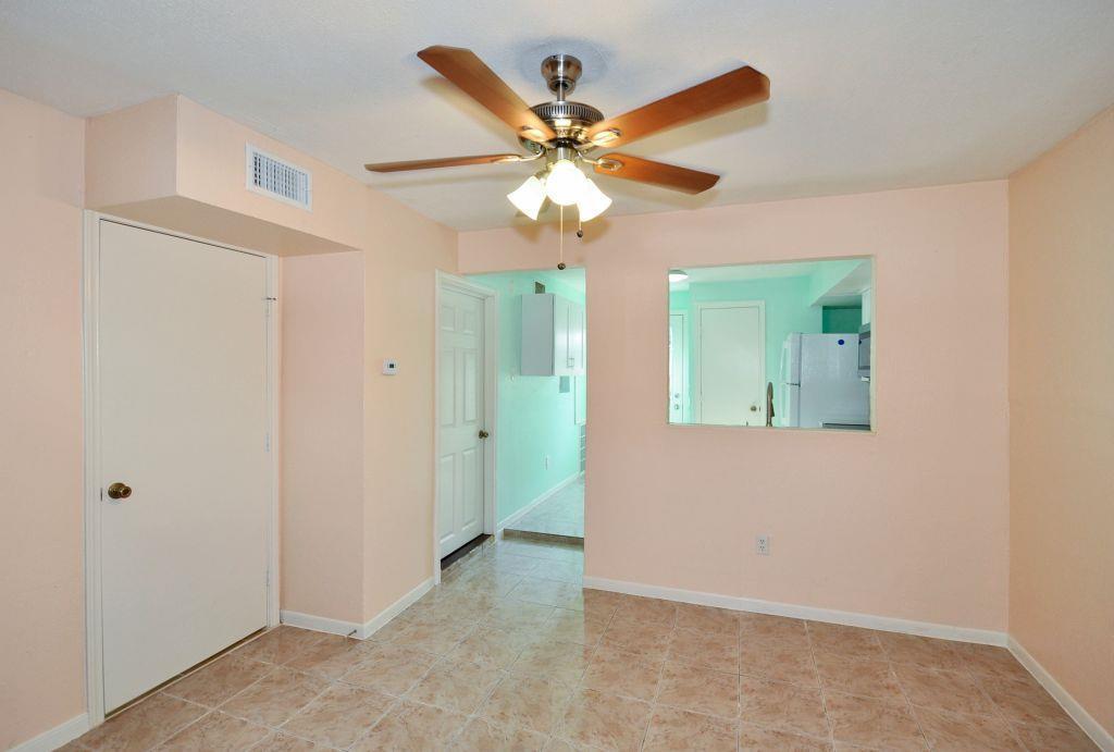 Primary Photo - 9217 Carousel Ln