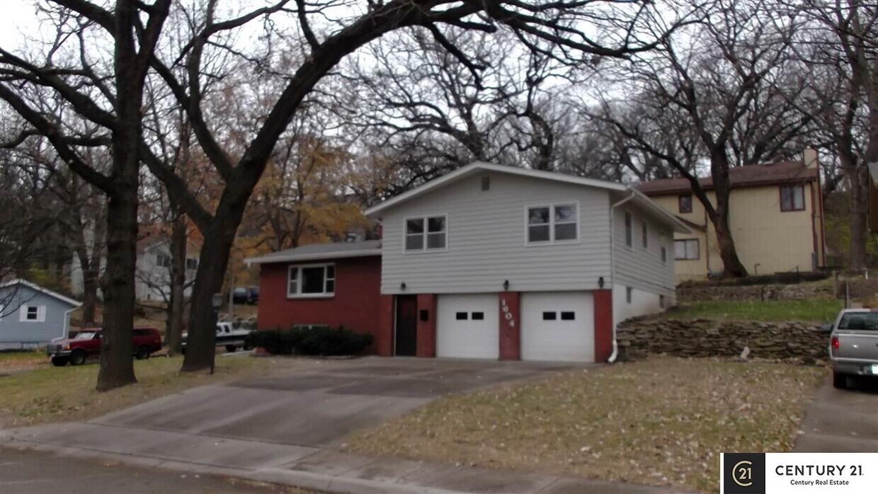 Primary Photo - 1604 Washington St