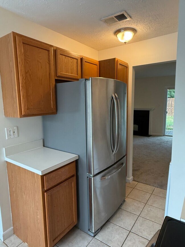 Building Photo - 1347 Rigbie Hall Ct
