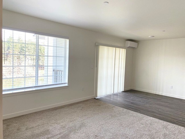Foto del edificio - 18727 Blueberry Ln