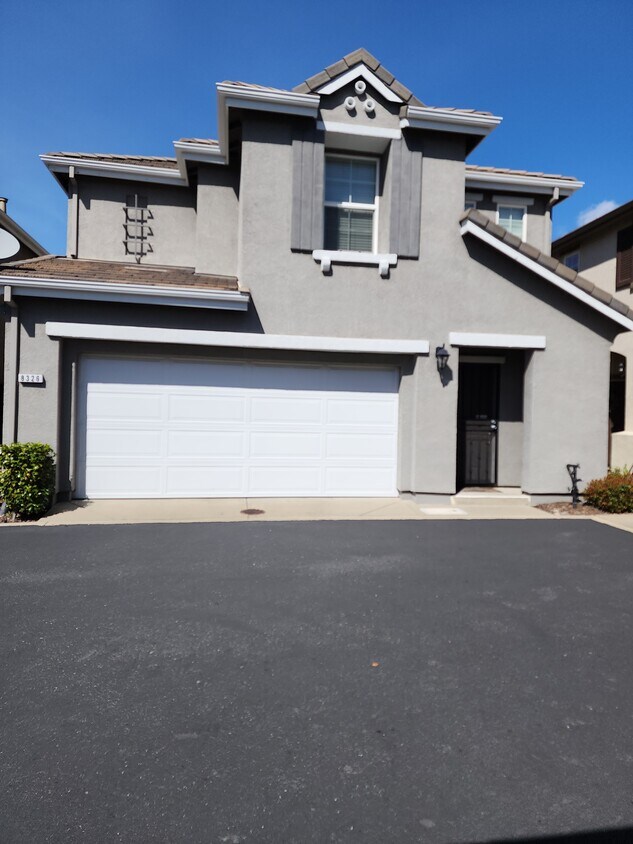 8326 Oliva Rd, Roseville, CA 95678 House Rental in Roseville, CA