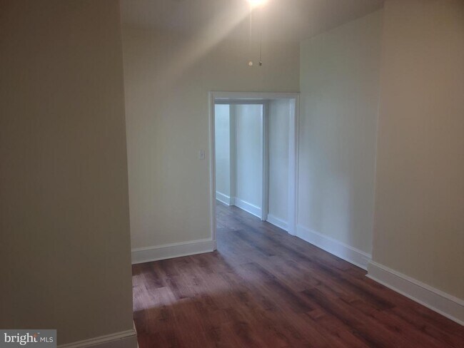 Foto del edificio - 215 Vernon St