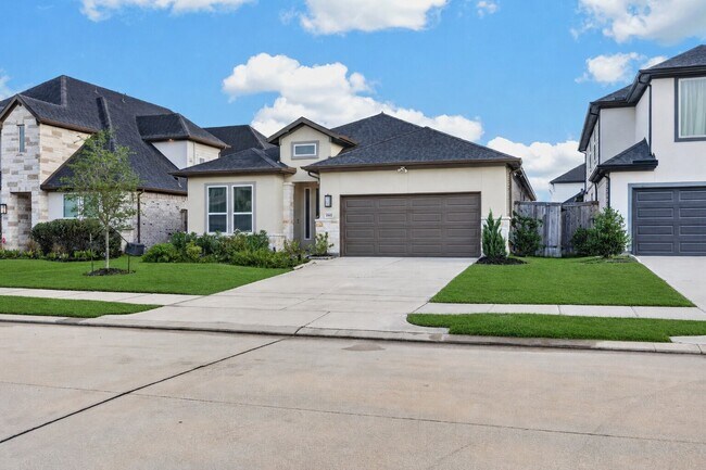 Building Photo - 21622 Laggan Clf Ln