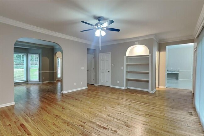Foto del edificio - 811 Springdale Crossing