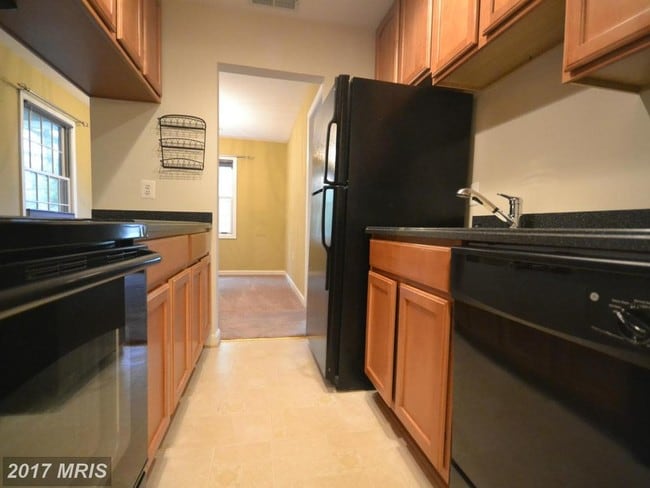 Building Photo - 122 Westwick Ct