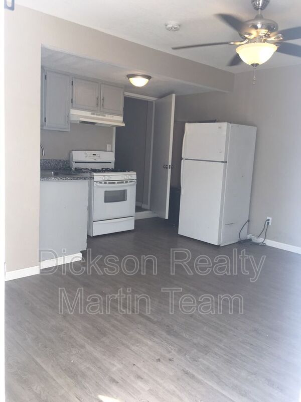 Building Photo - 905 Mauldin Ln