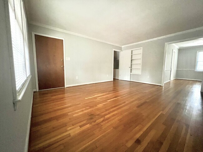 Foto del edificio - 21 Berkley PL