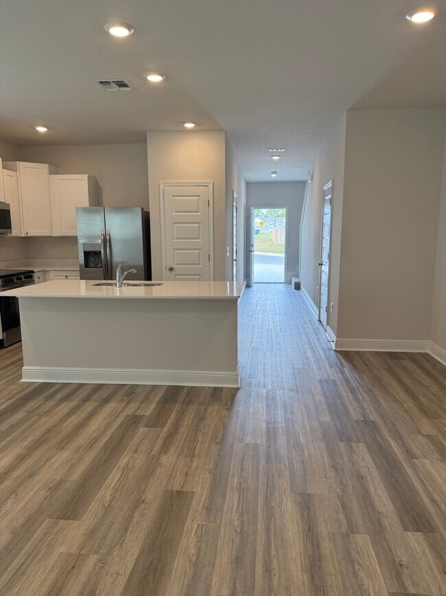 Foto del edificio - 3984 Pendragon Cir