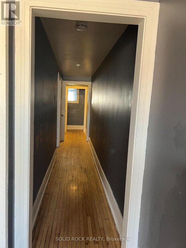 Photo du bâtiment - 89 King St W