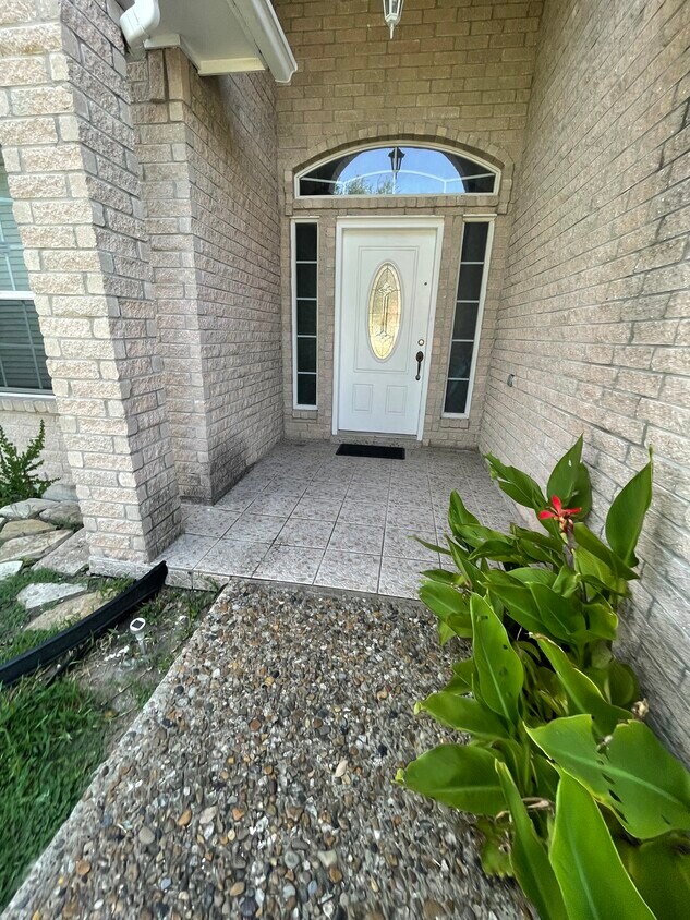Primary Photo - 3044 Vanessa Dr