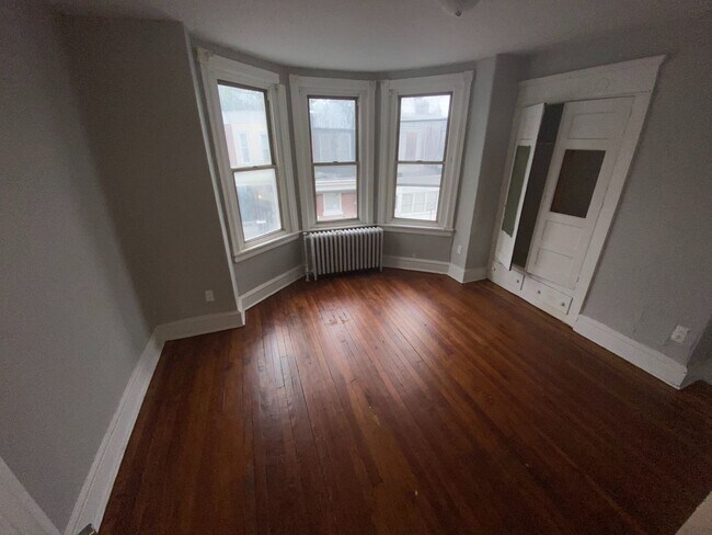 Foto del edificio - Remodeled 3 Bedroom with Huge Back Deck (S...