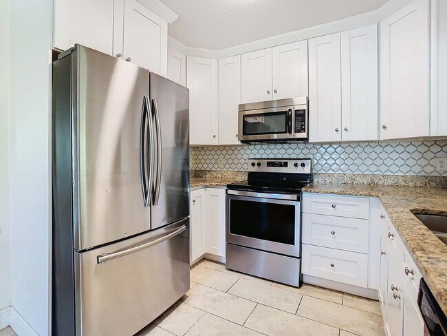 Foto del edificio - 2701 S Manhattan Ave