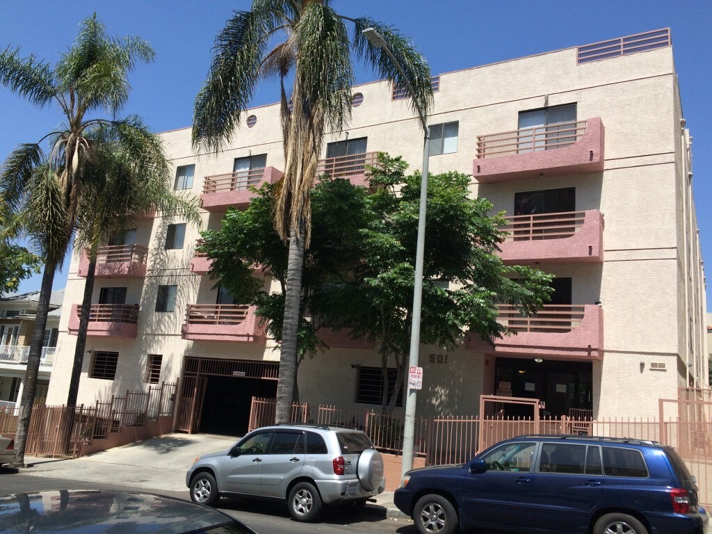 Foto principal - 501 S Grand View St