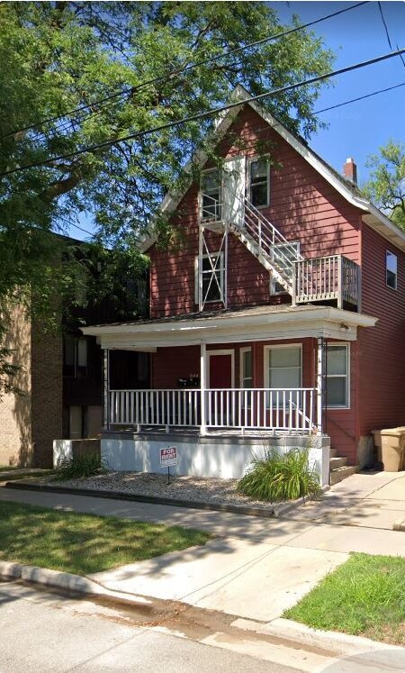 Building Photo - 844 E Gorham St