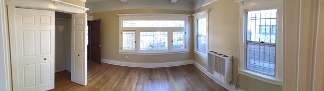 Foto del edificio - 724 W 60th St, Los Angeles, CA, 90044