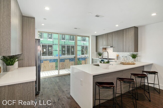 Building Photo - 3 br, 2.5 bath House - 1339 S Garnet Street