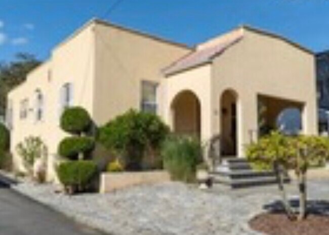 Building Photo - 11 Rex St