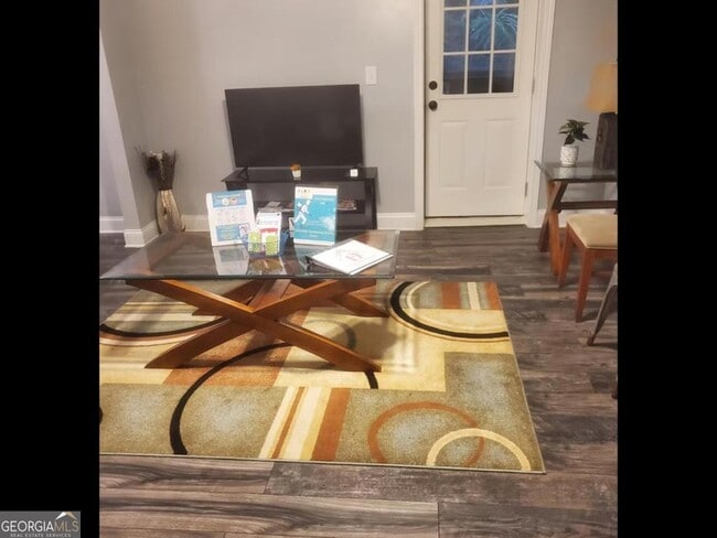 Photo - 818 Lee Andrews Ave SE Apartment