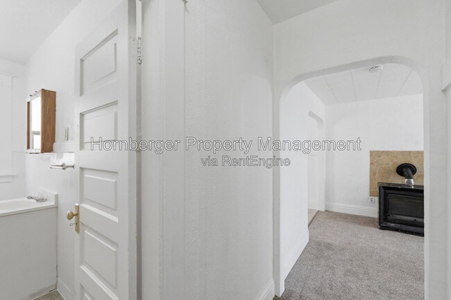 Building Photo - 1509 N Wall St