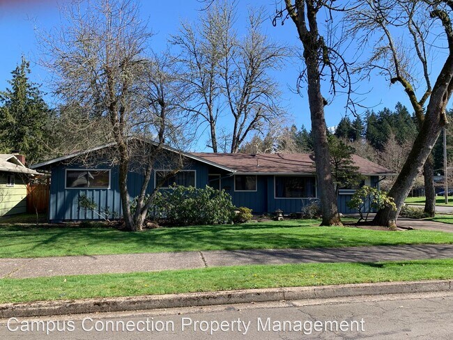 Building Photo - 5 br, 2 bath House - 4295 Ferry St.