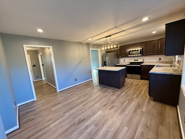 Foto del edificio - 112 Brenleigh Ct