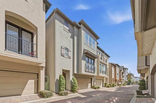 Foto del edificio - 2841 Sherwin St