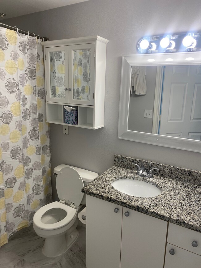 Building Photo - 11614 Tomahawk Creek Pky