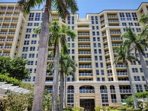 Building Photo - 445 Grand Bay Dr