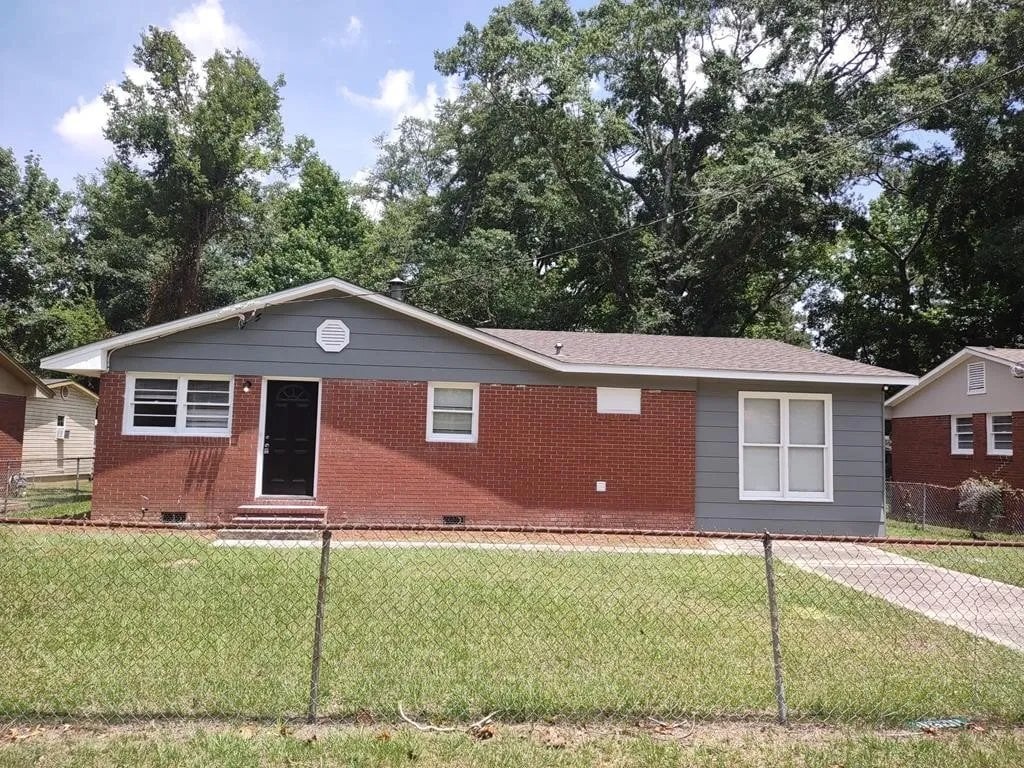 Foto principal - 1621 Celia Dr