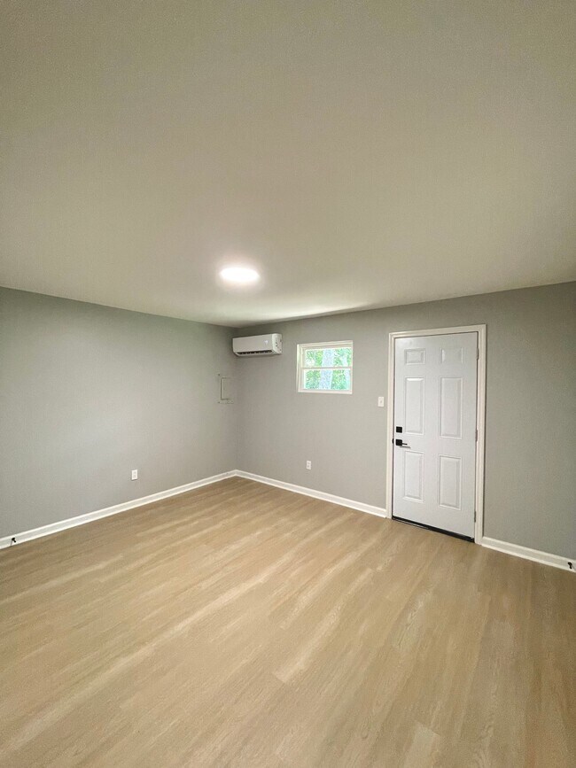 Foto del edificio - 3144 Spring Place Rd SE