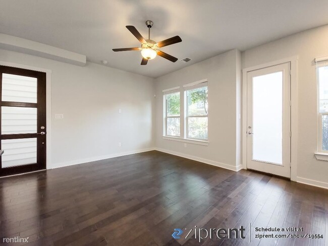 Building Photo - 3 br, 2.5 bath House - 3831 Harry Wurzbach...