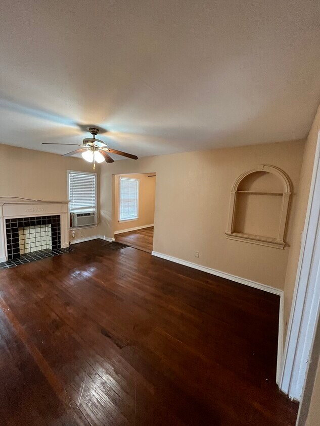 Foto principal - 1814 Elizabeth Ave