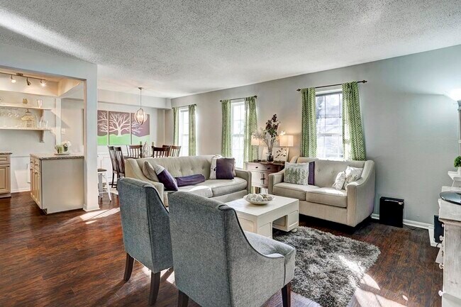 Foto del edificio - 351 N Post Oak Ln