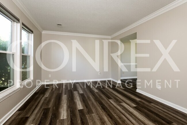 Building Photo - Amazing North Charleston Home!