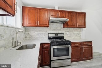 Building Photo - 1625 S Marston St