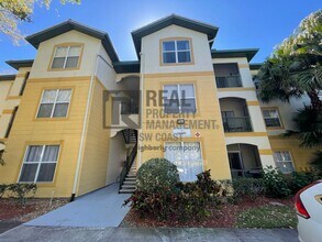 Building Photo - 11550 Villa Grand