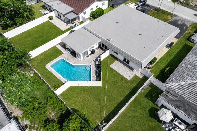 Foto del edificio - 231 SW 6th St