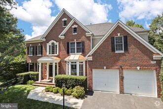 Building Photo - 2751 Cody Rd