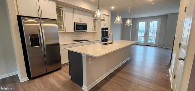 Foto del edificio - 2514 Rucker Ln