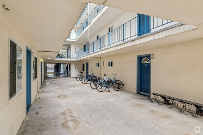 Foto del edificio - Skyview Apartments
