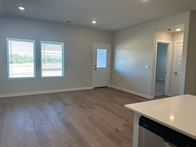 Foto del edificio - 12537 NW 142nd St