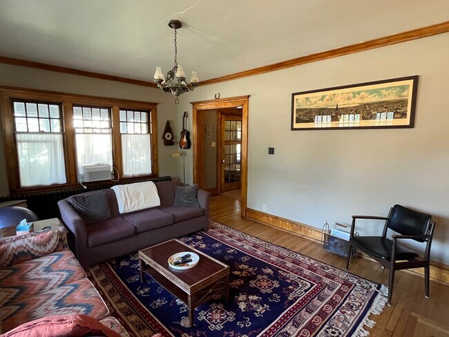 Foto del edificio - 1202 S Layton Blvd