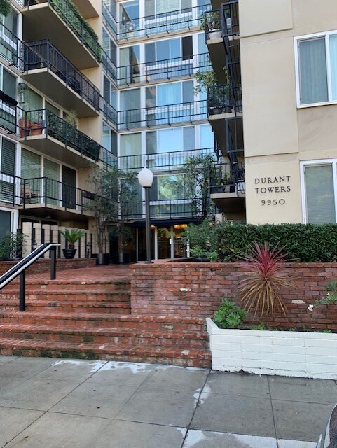Foto del edificio - 9950 Durant Dr